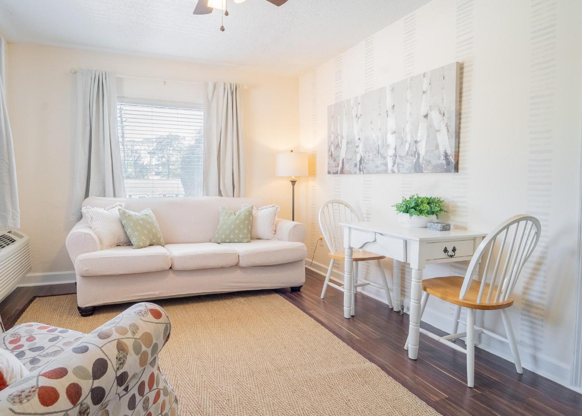 The Flats On Florida St - Super Comfy 2-Bedroom Apartments Mobile Exterior foto