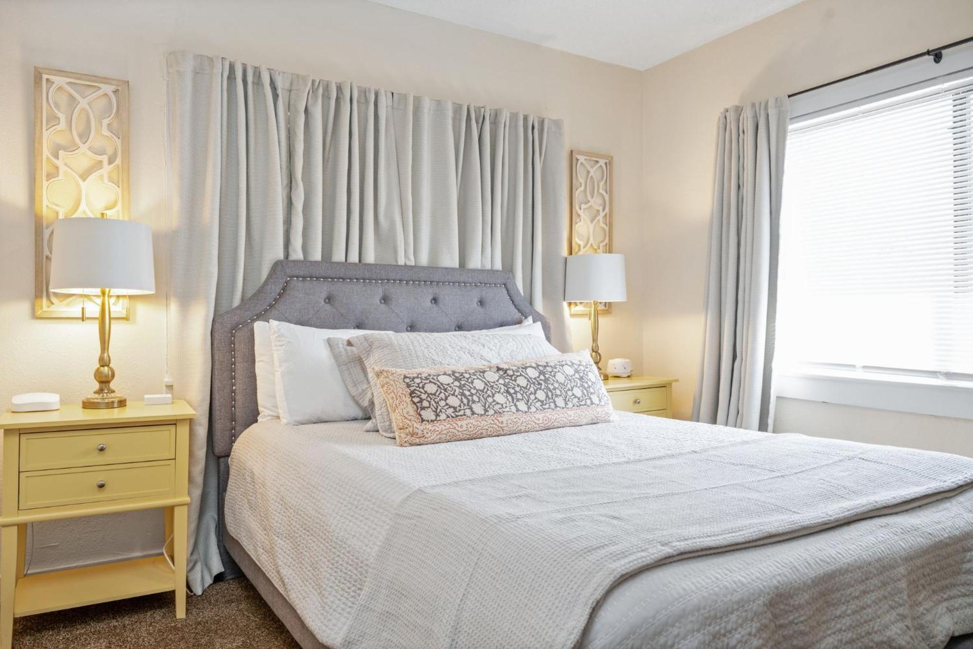 The Flats On Florida St - Super Comfy 2-Bedroom Apartments Mobile Exterior foto