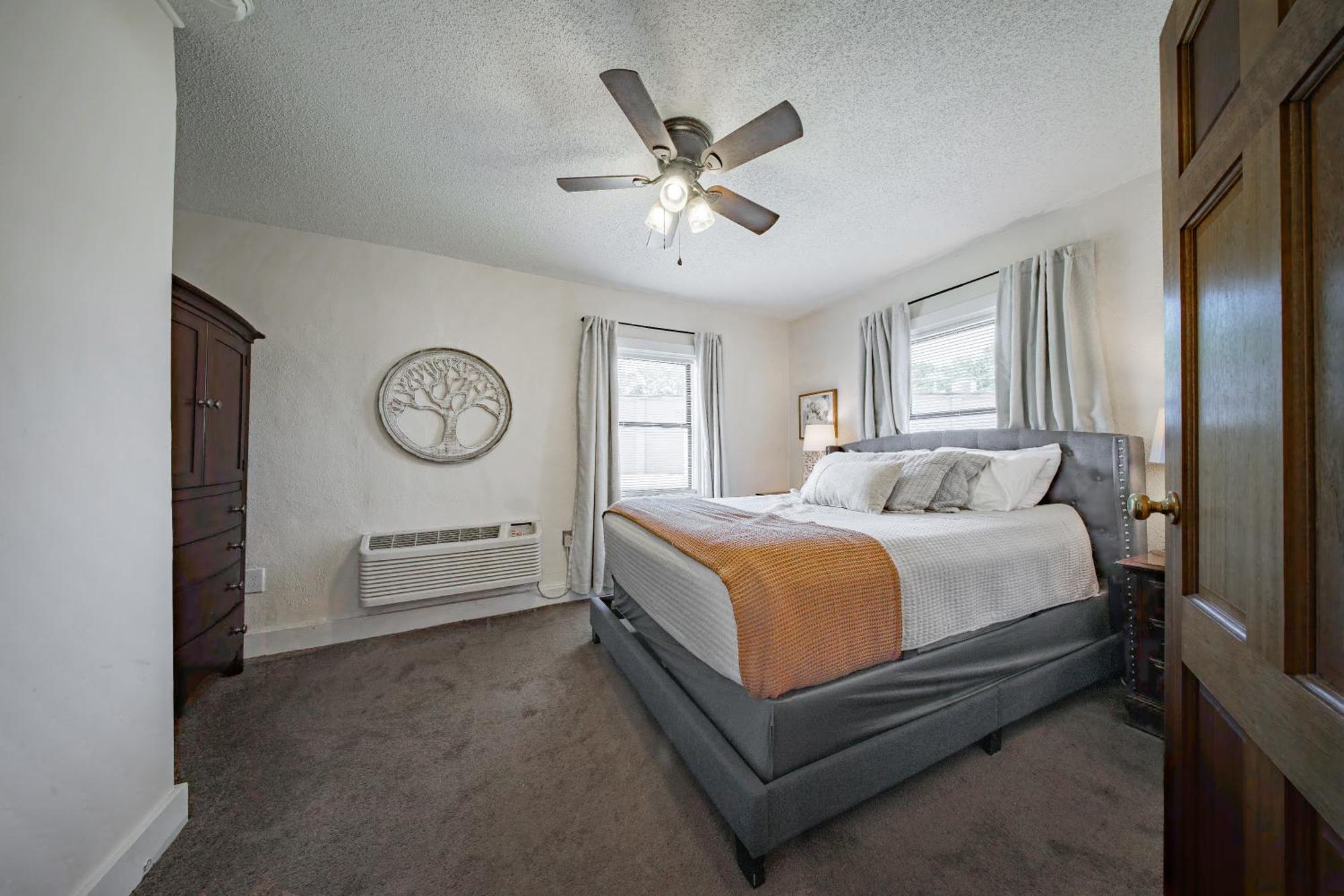 The Flats On Florida St - Super Comfy 2-Bedroom Apartments Mobile Exterior foto